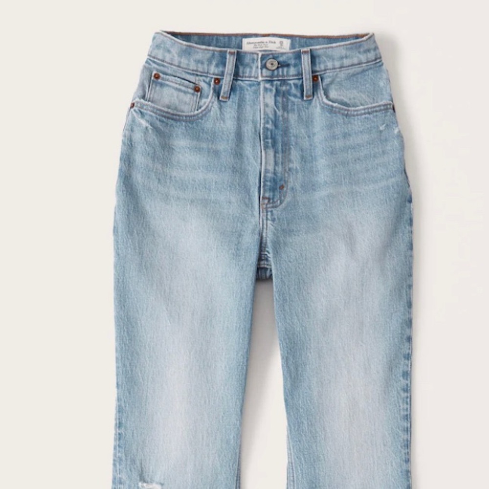 Abercrombie & Fitch ultra high rise kick flare size 25 short